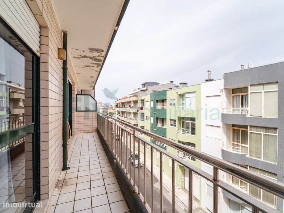 Apartamento T1 em Aver-O-Mar - 2ª Linha de Praia