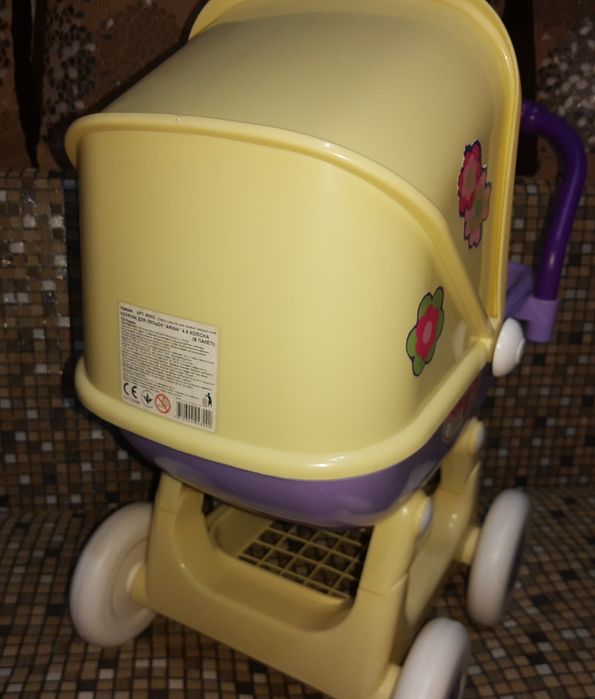 Коляска для кукол. НОВАЯ