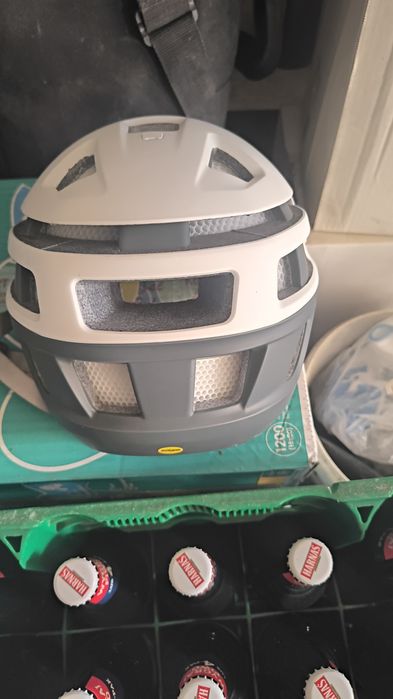 Kask rowerowy nowy