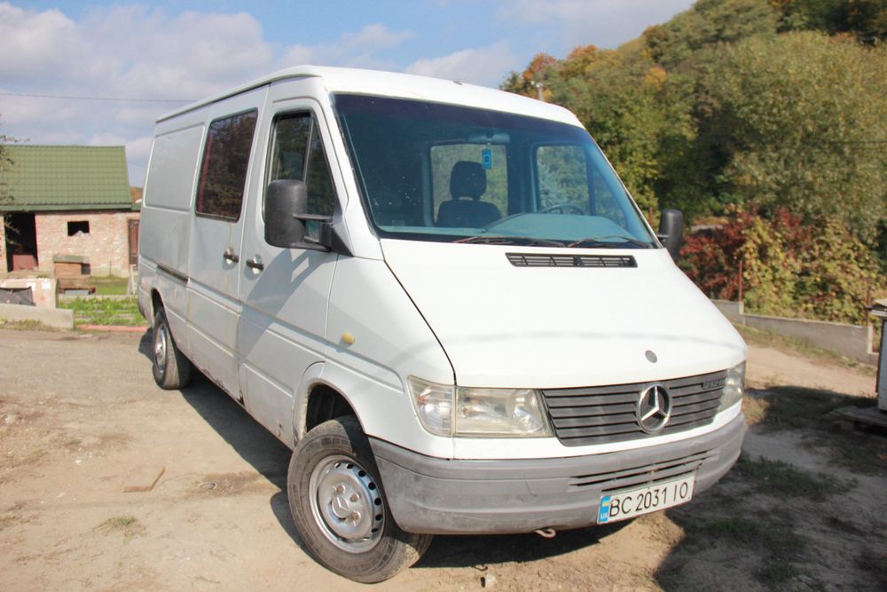 Mercedes sprinter спрінтер 212
