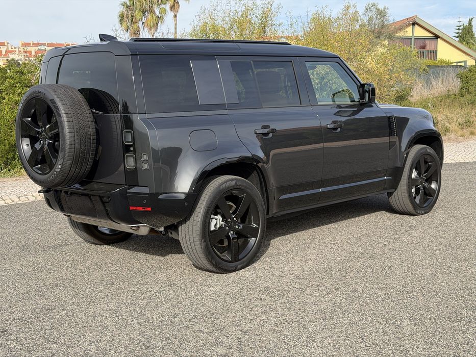 Land Rover Defender — photo 3