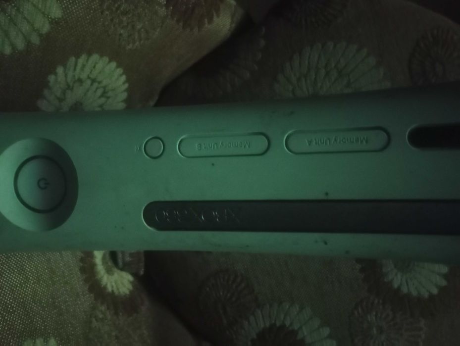 Konsola Xbox 360 uszkodzona