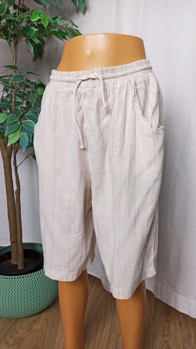 Sg Bermudy damskie 40 , 42 L krótkie spodenki damskie 40 , 42