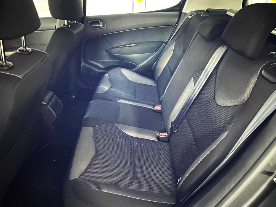 Peugeot 308 HDI com * 190 mil km comprovados * Nacional