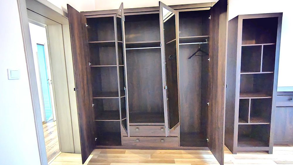 Oddam szafę w Katowicach