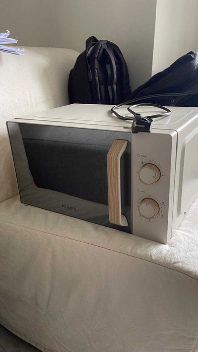 Microondas FLAMA