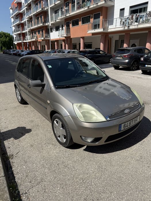 Vendo Ford Fiesta 1.2 gasolina 2004