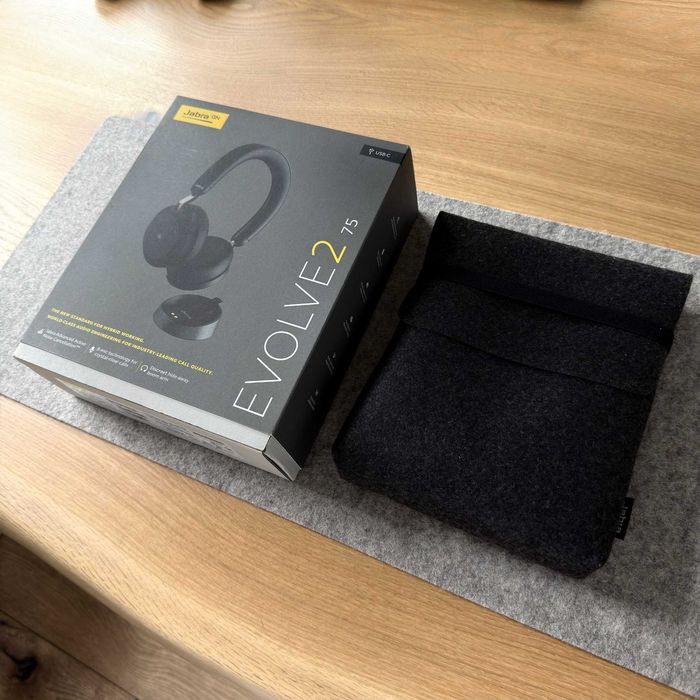 Jabra Evolve2 75