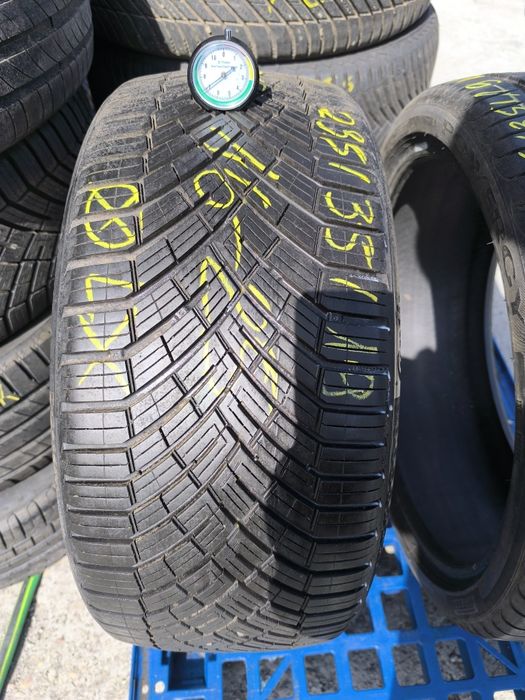 Opona Continental Allseason contact 2 235/35/19 pojedynka