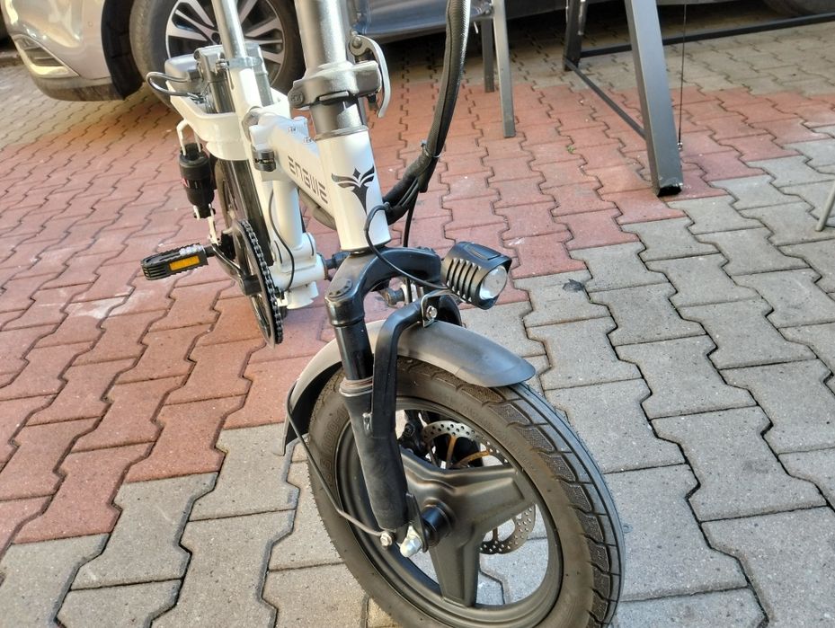 Rower elektryczny Engwe jak nowy