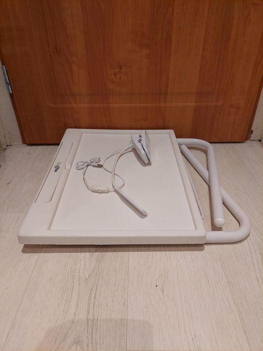 Nowy stolik składany wielofunkcyjny + lampka LED / pod laptop,do łóżka