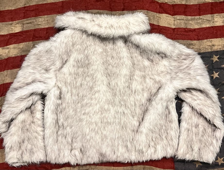 Шуба з еко хутра, Біло-сірого кольору,