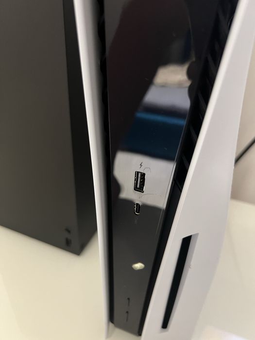 Playstation 5 z napędem