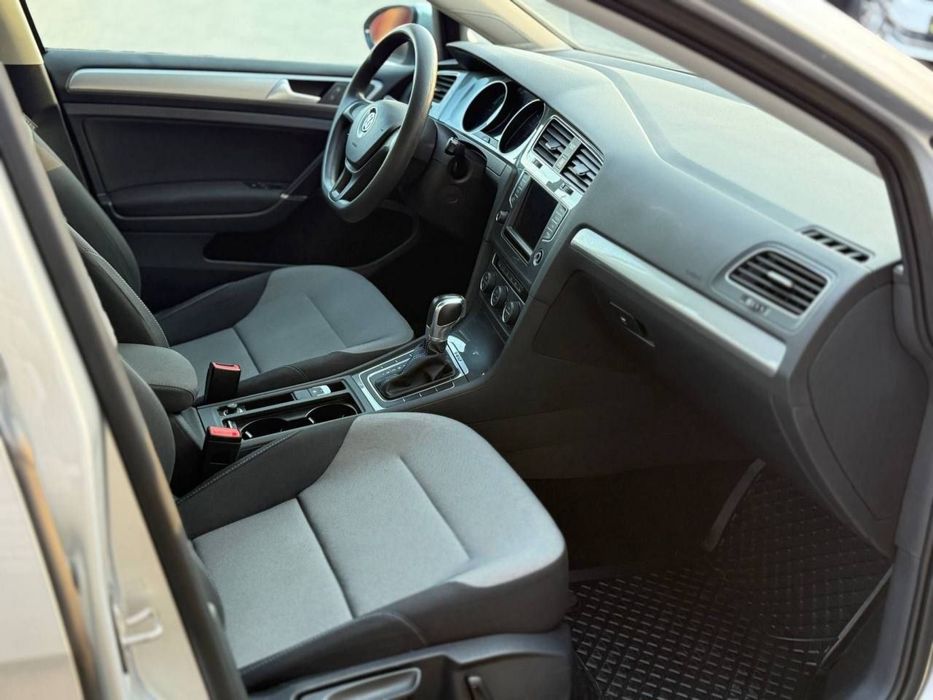 Продам vw E-Golf