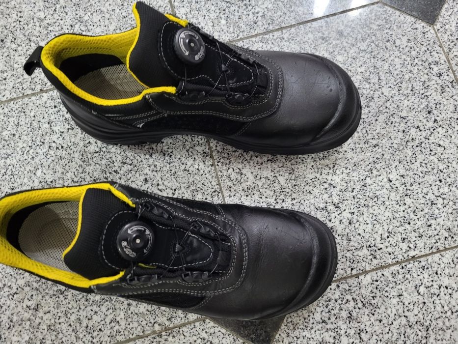Botas de segurança lavoro