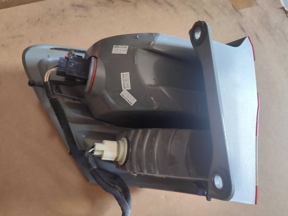 Jeep Grand Cherokee europa lampa tylna prawa 2011-13