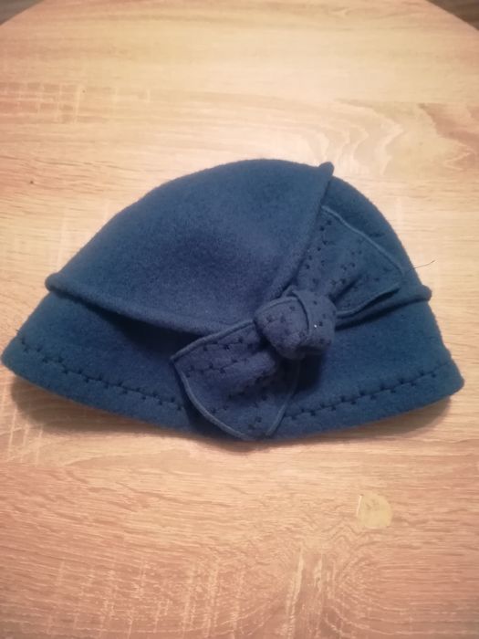 Czapka ciemnoniebieska