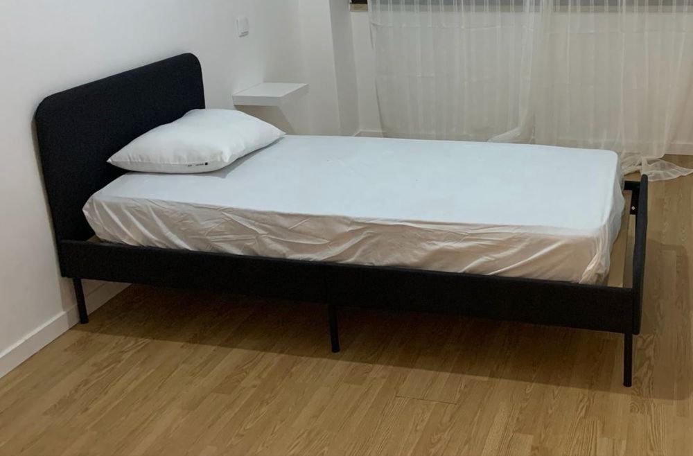 Cama Ikea + colchao