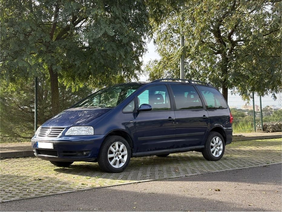 VW Sharan 1.9 TDI (115cv) – 7 lugares – 2005