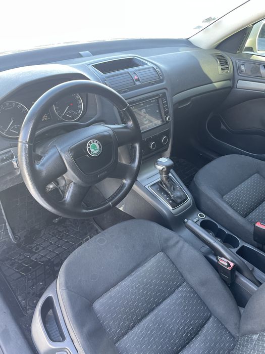 Skoda Octavia 2012 VIN TMBDT61Z7D8014851 фото оголошення 3 з 13