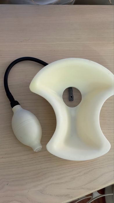 Вакуумний дзвін для виправлення лійкеподібноі форми грудної клітки