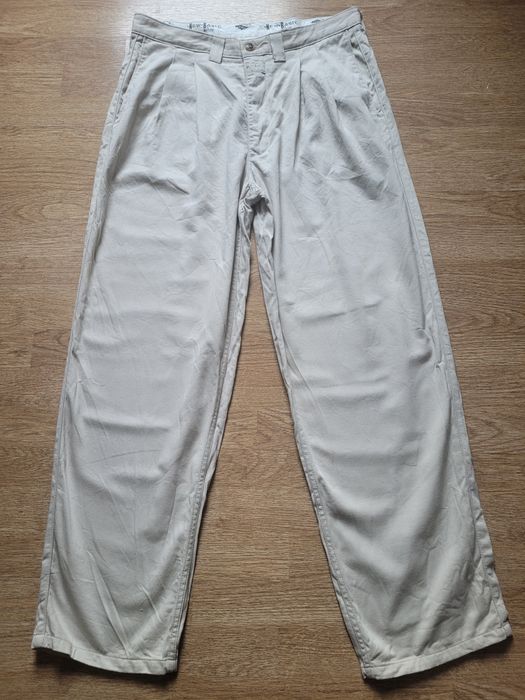 Spodnie beżowe szerokie Mustang New Basic vintage must have