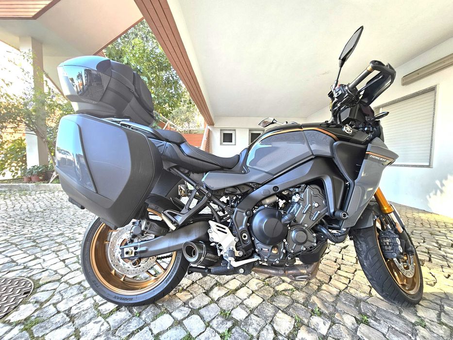 Yamaha Tracer 9 GT+ Radar, linha escape Dominator, com + extras e Garantia