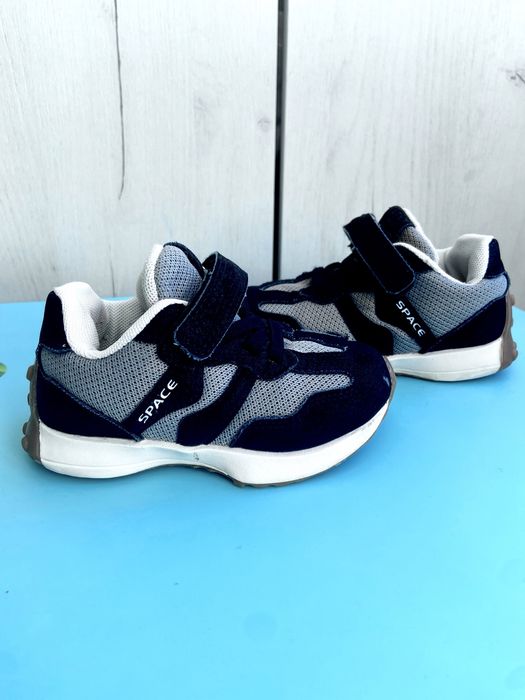 Кросівки для хлопчика демисезонні на осінь