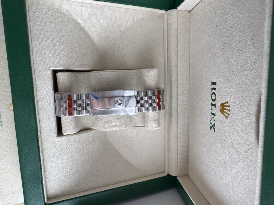 Часы Rolex Datejust Diamond