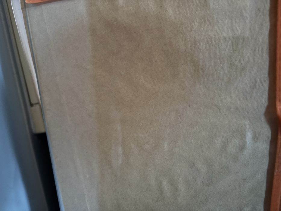 Szklane polki rudsta