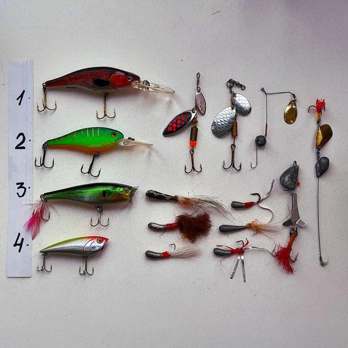 Блесна, воблеры, грузила.