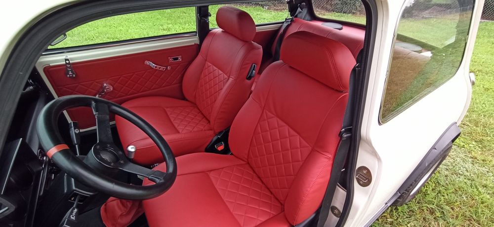 Tapicer naprawy  podsufitek foteli nowe  poszycia