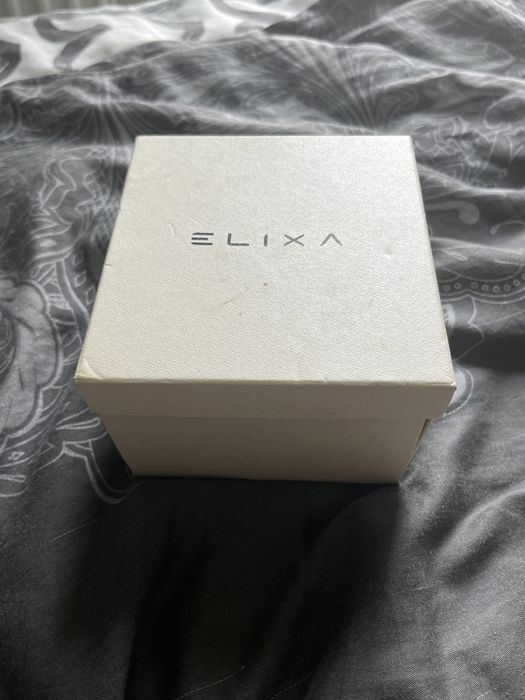 Zegarek damski Elixa.