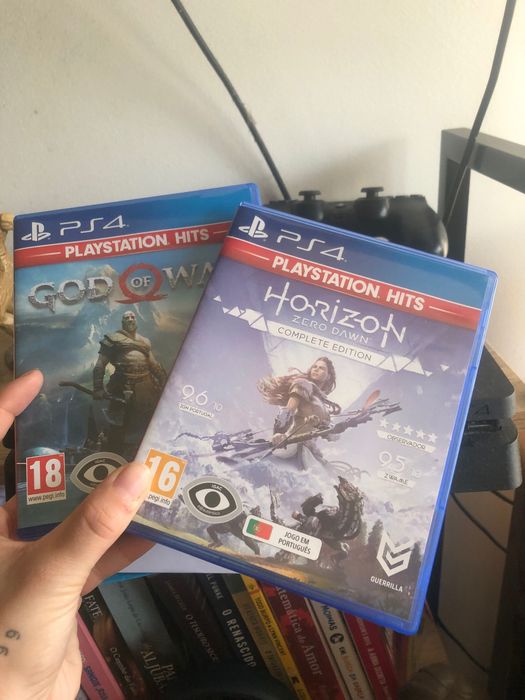 Vendo PlayStation4 nova