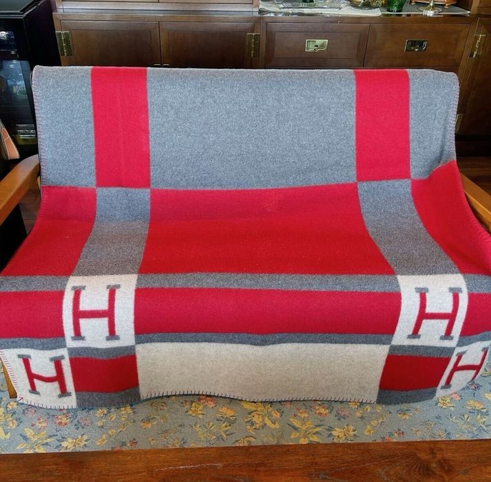 Плед Hermés Bayadere серый с красным