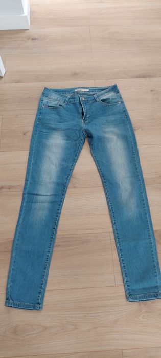 Spodnie jeansy M