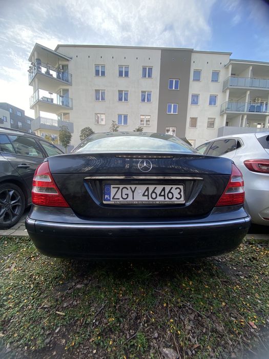 Mercedes Benz w211 E320 V6