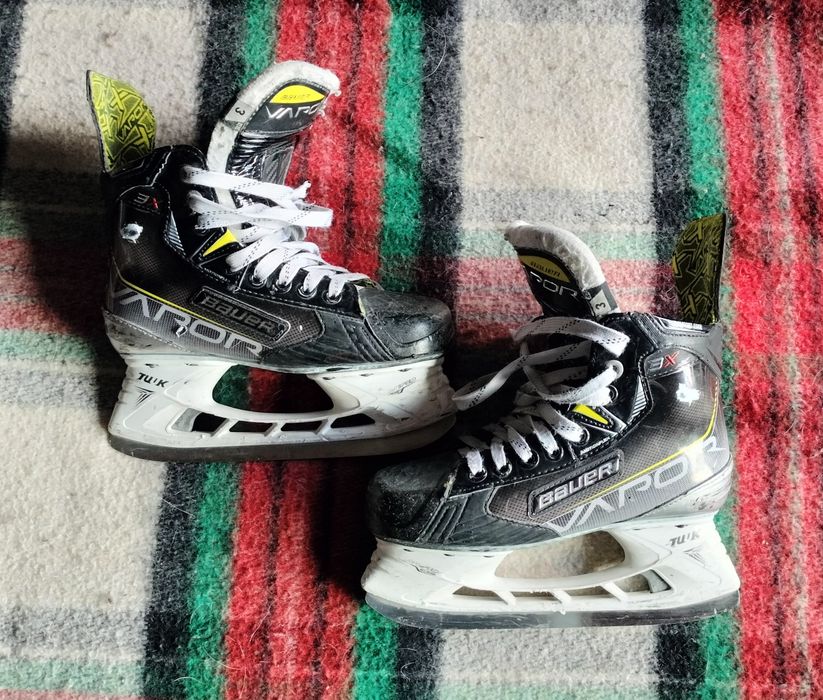 Łyżwy hokejowe Bauer Vapor 3X, rozmiar 3EE