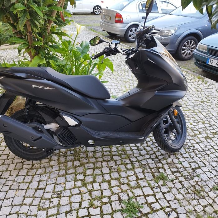 PCX semi nova 2023