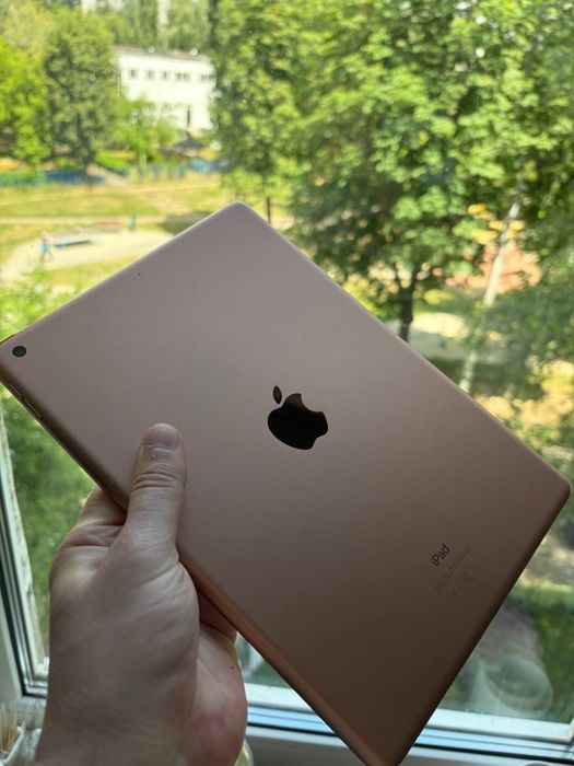 iPad 8 32gb (WiFi 2020) rose gold