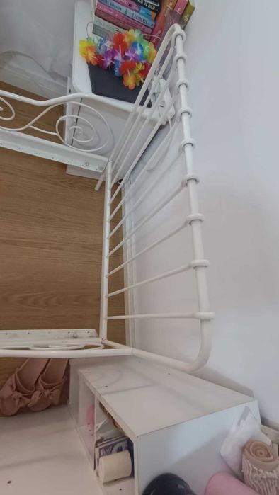 Cama branca MINNEN IKEA extensível