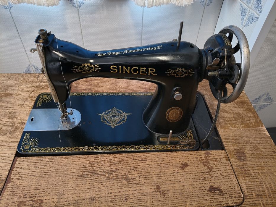 Máquina Singer em Ótimo estado