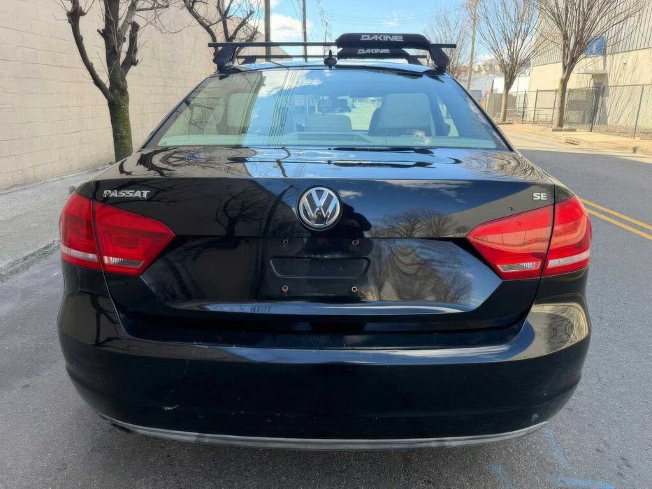 Volkswagen Passat      2014