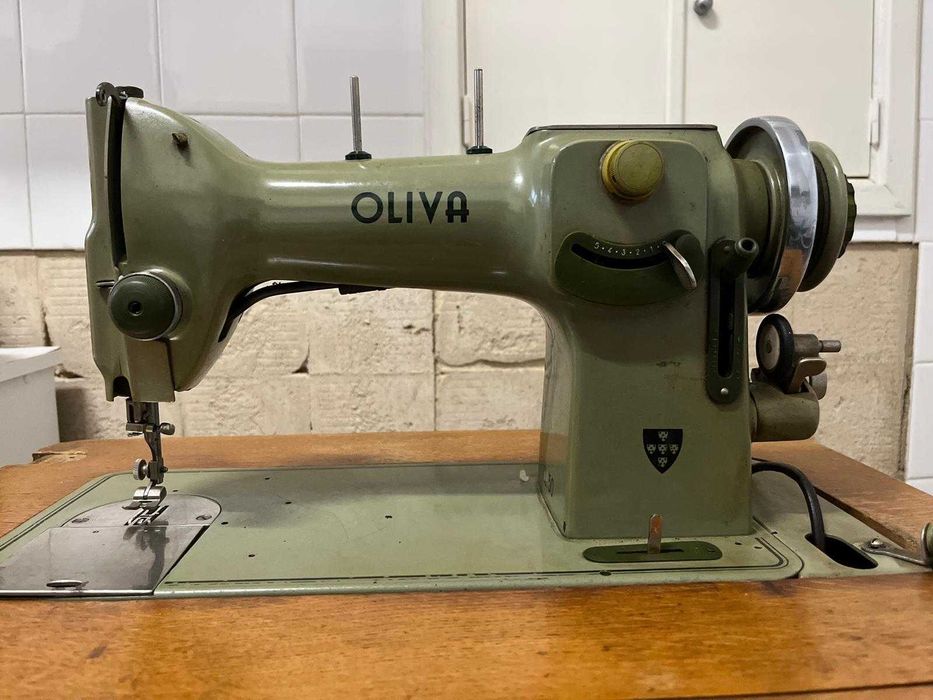 Máquina Costura Oliva