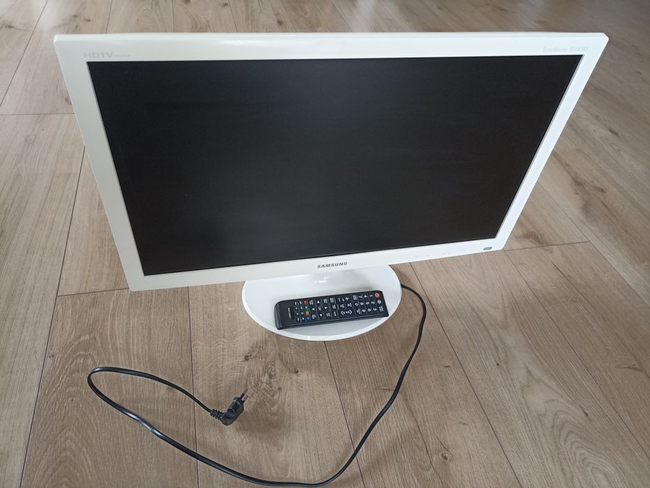 Monitor LED z funkcją Tv Samsung 24 cale..
