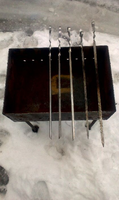 Мангал металевий