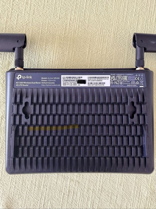 Router 2.4/5g  com SIM  como novo