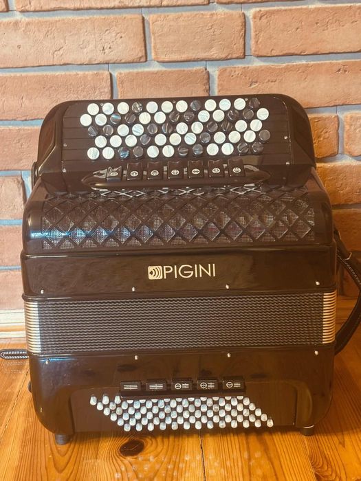 Akordeon guzikowy PIGINI Super Genesis E