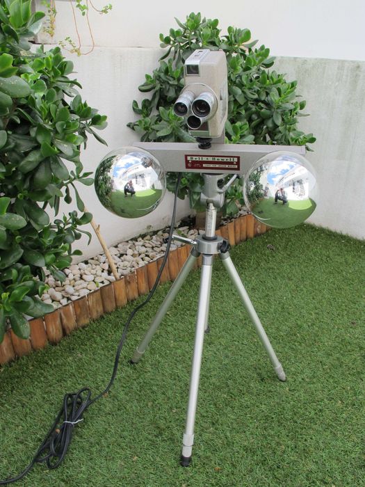 Bell Howell Light for Indoor Movies - Cinema antigo