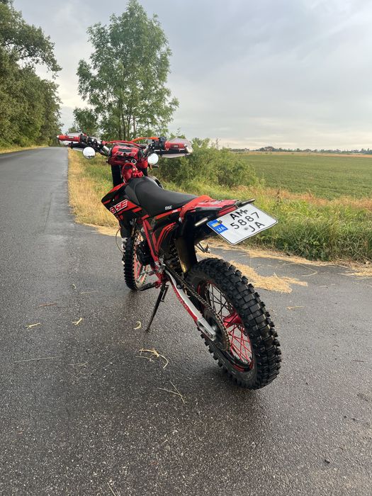 Продам срочно мотоцикл бсє j10 хороший торг